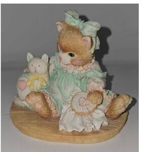 Enesco Calico Cats "Friendship Is Sewn Stitch by Stitch"‎ 627933